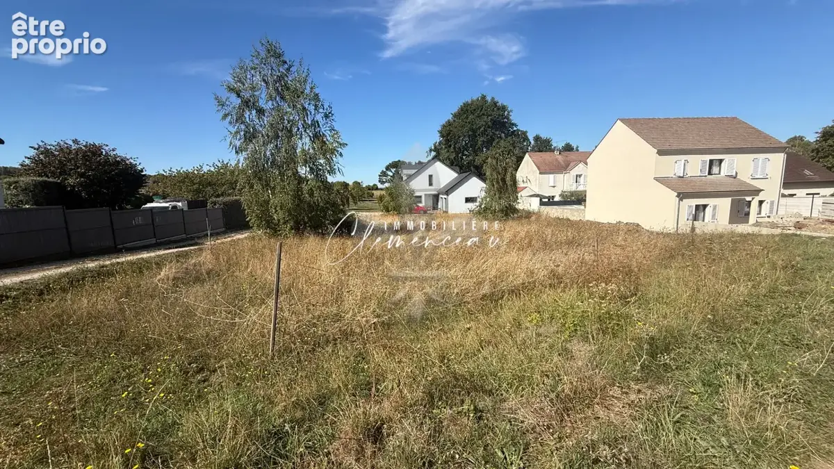 Photo Terrain à Medan au prix de 399 900€