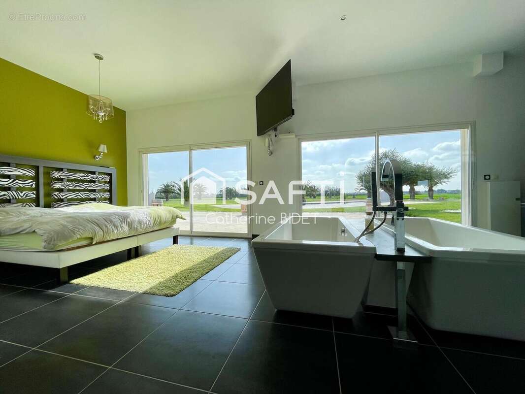 Photo 8 - Maison à AIMARGUES