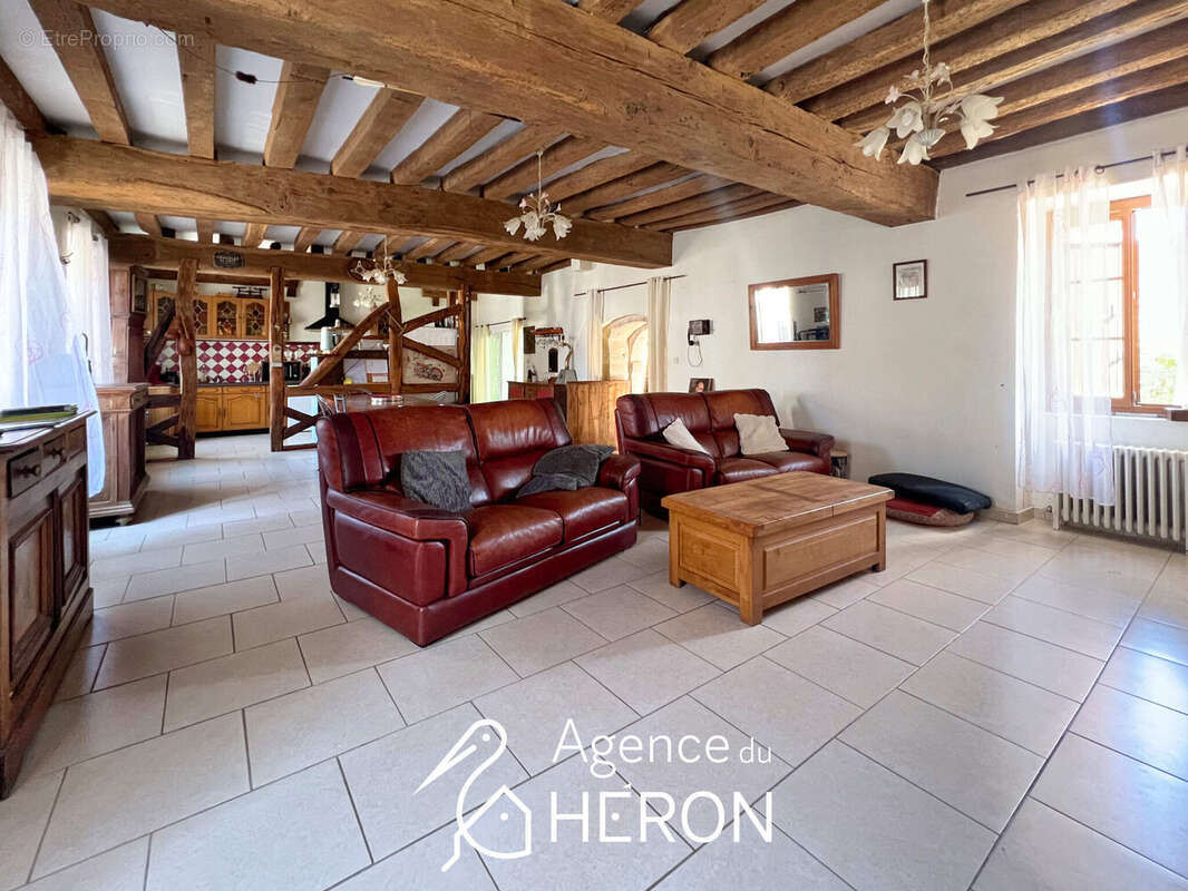 Photo 2 - Maison à BROMEILLES