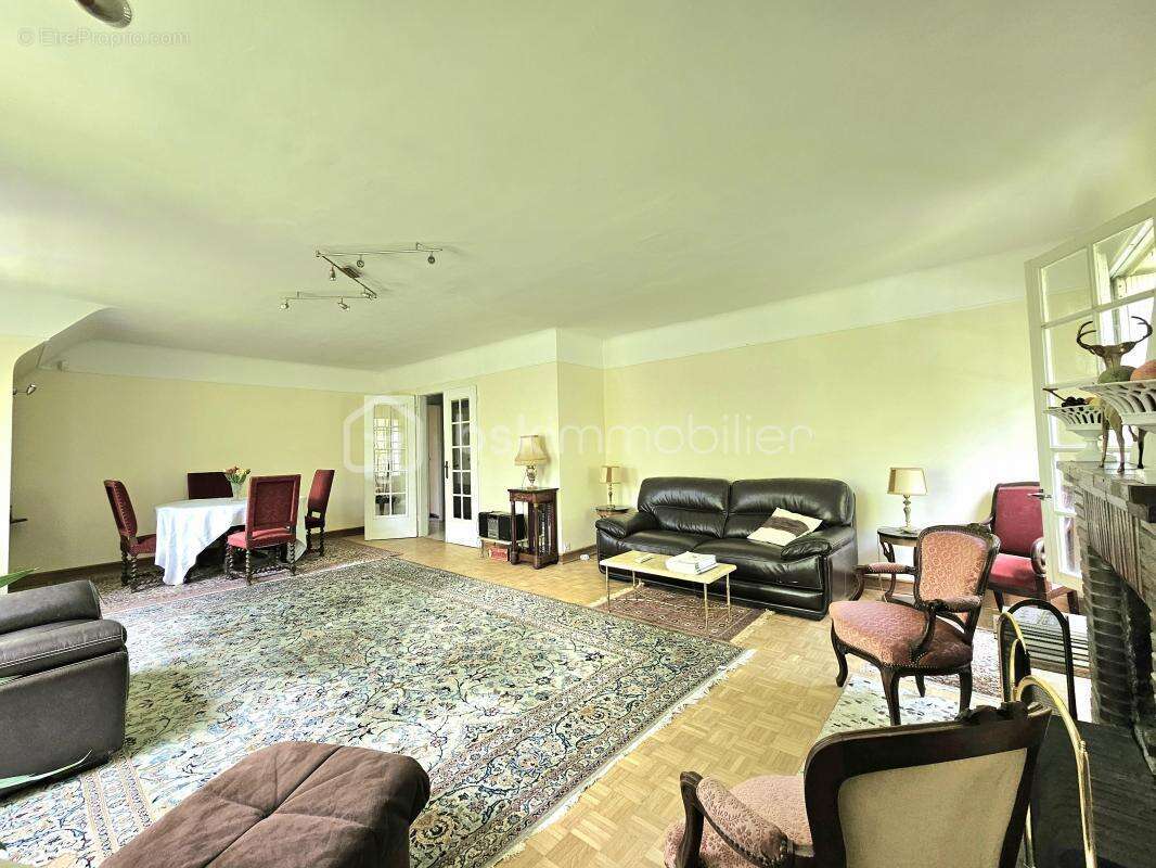 Maison à SAINT-PIERRE-LES-NEMOURS