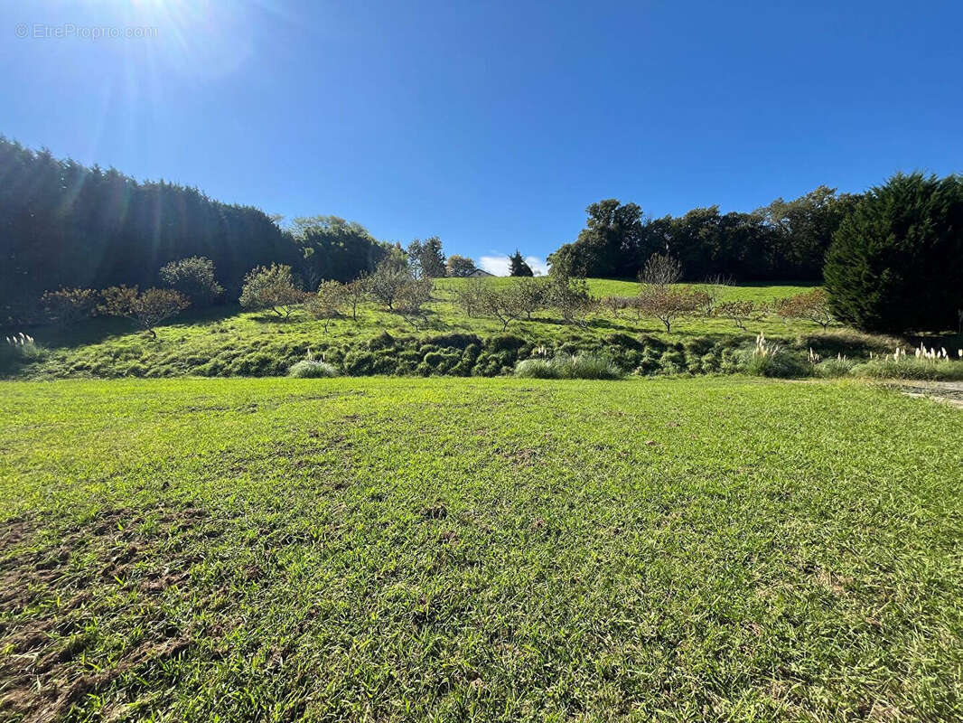 Terrain à BIARRITZ