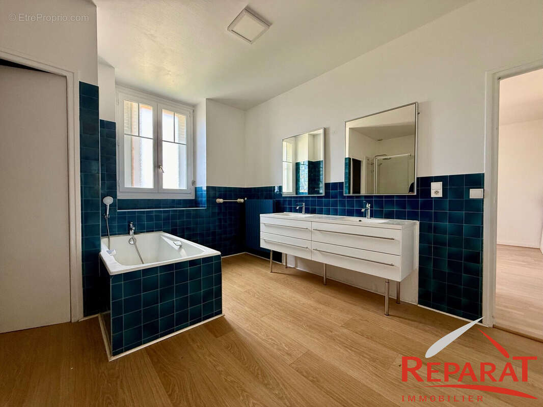 Appartement 160 m² à Brive-La-Gaillarde  - photo 4