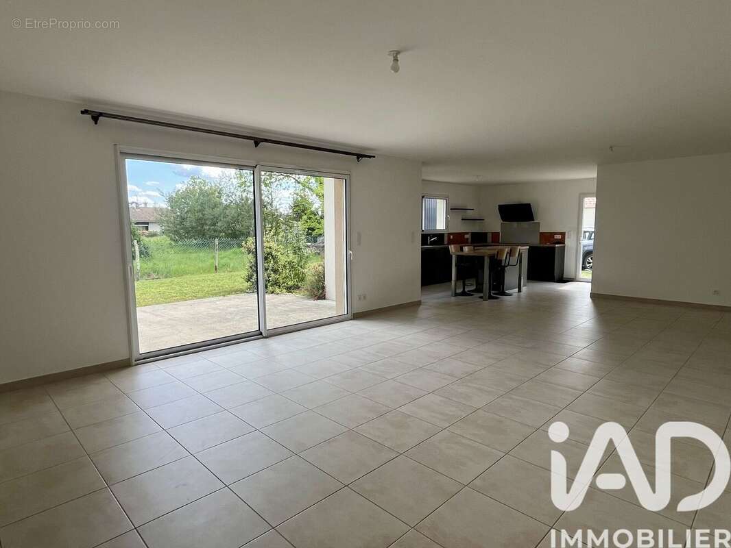 Photo 2 - Maison à BEAUTIRAN