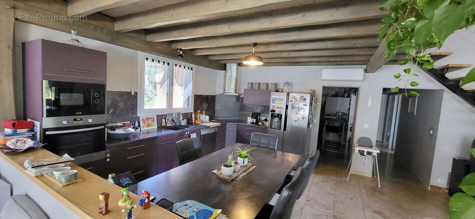 Maison à MONTAMEL
