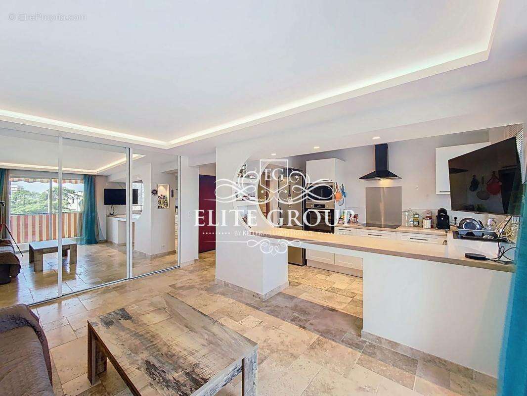 Appartement à LE CANNET