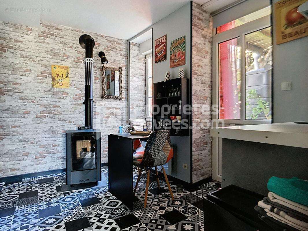 Maison à ARGENTON-CHATEAU