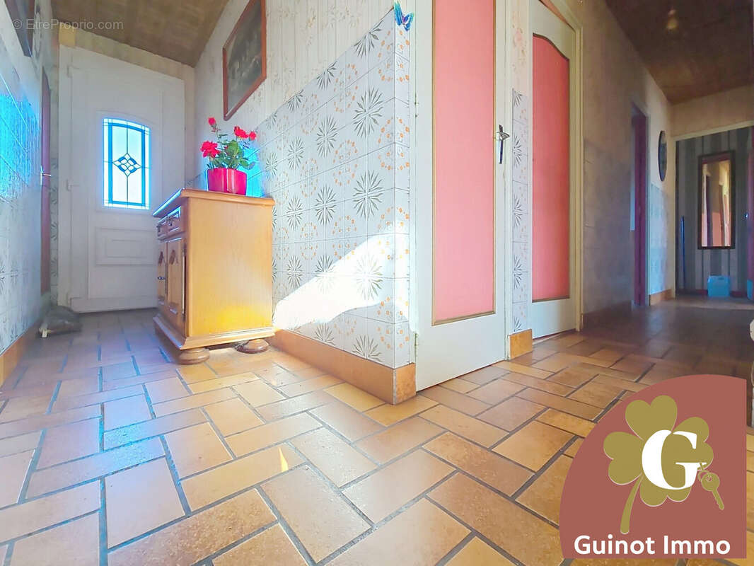 Chambre 1 - Maison à GRAND-CAMP