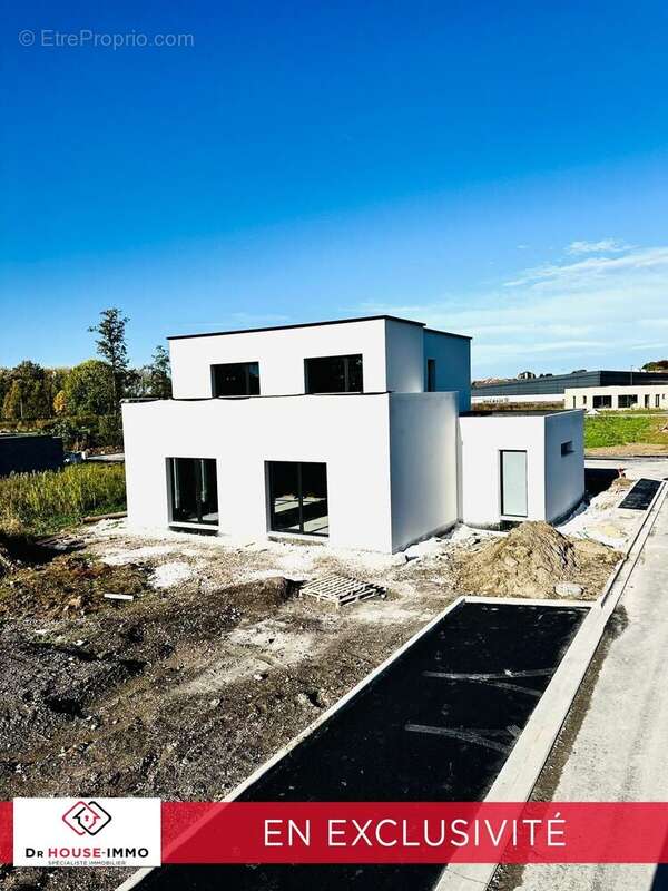 Maison à SAINT-AMAND-LES-EAUX