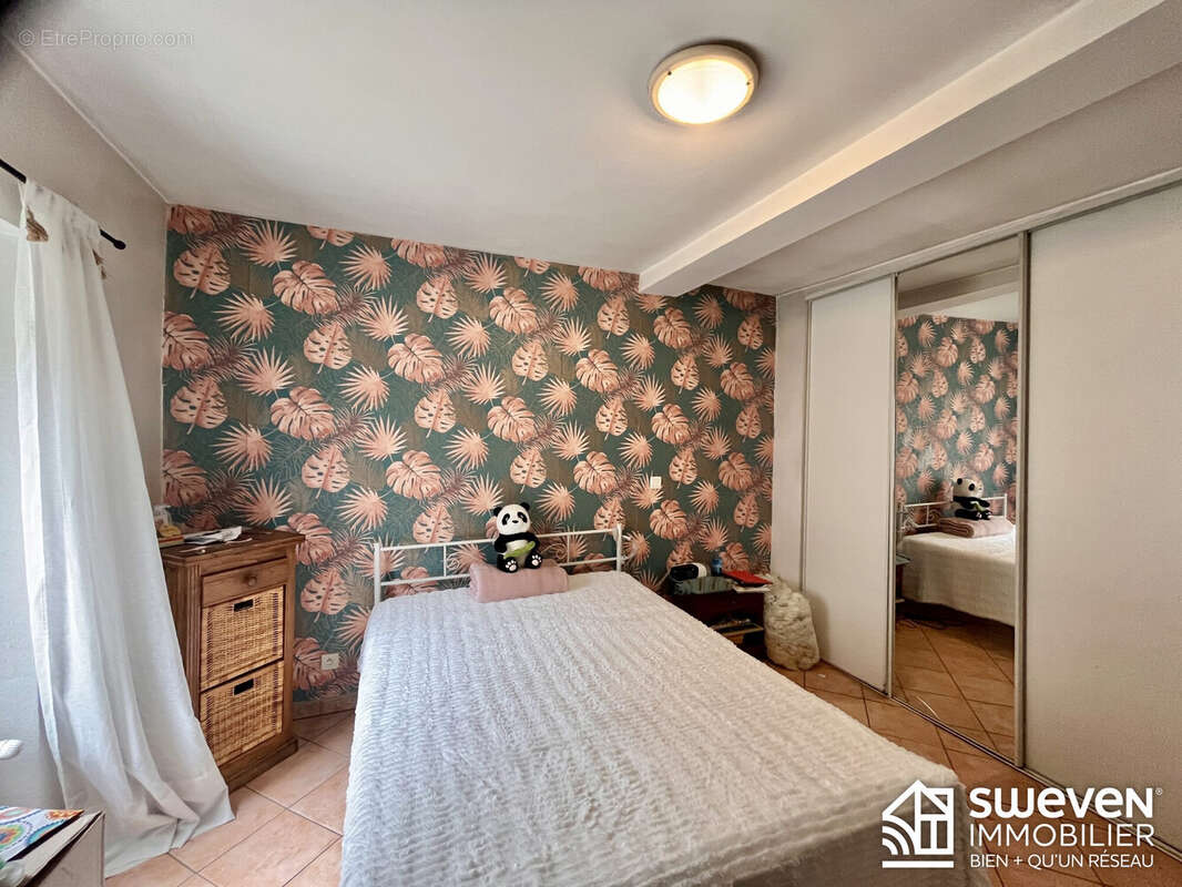 Appartement à CAZERES