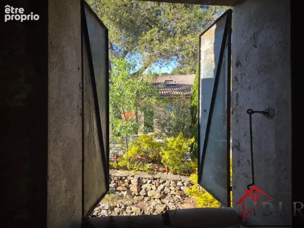 Maison de village avec garage et potentiel - photo 10