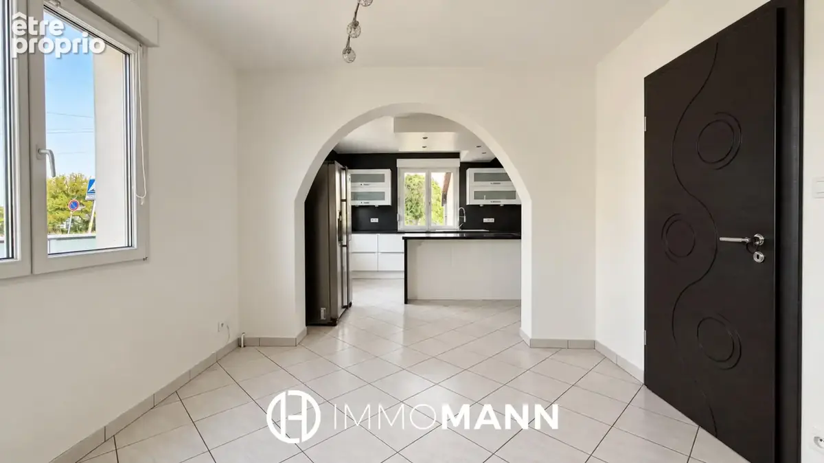 Maison familiale avec sous-sol aménagé - photo 9