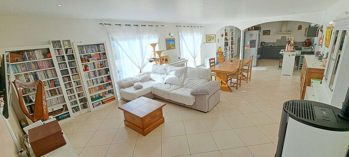 Maison à MONTREDON-DES-CORBIERES