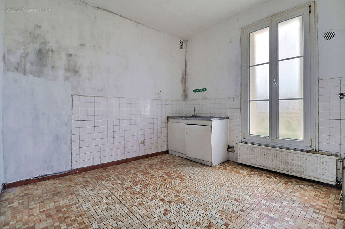 Appartement à LA COURNEUVE