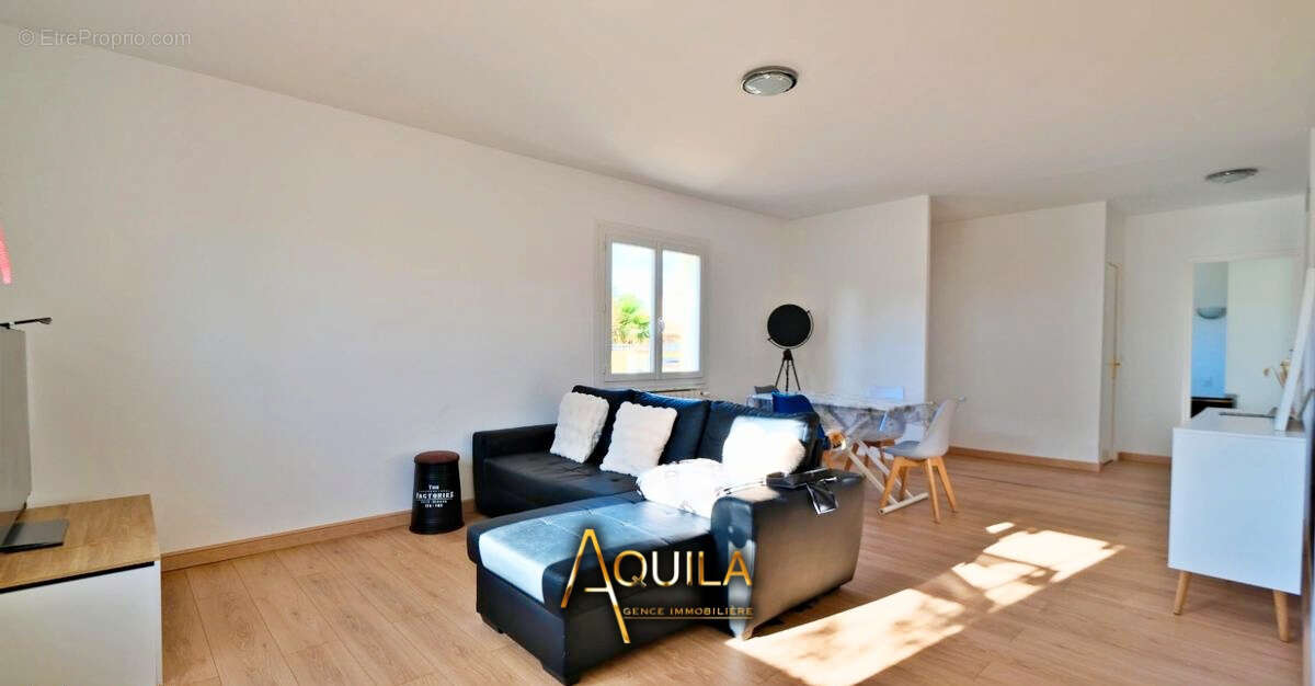 Maison à SAUVIAN
