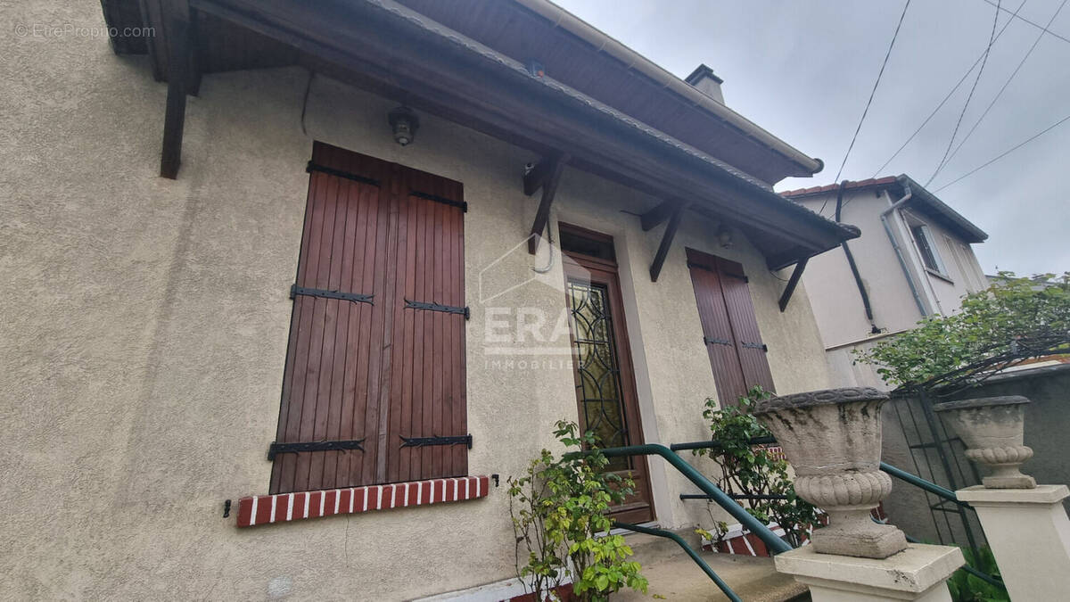 Maison à NEUILLY-SUR-MARNE