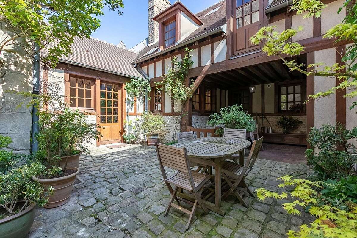 Maison à SENLIS