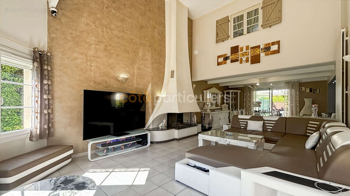 Servon - belle maison familiale avec piscine - photo 2