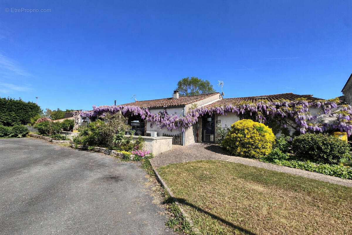 Maison à SAINT-LOUP