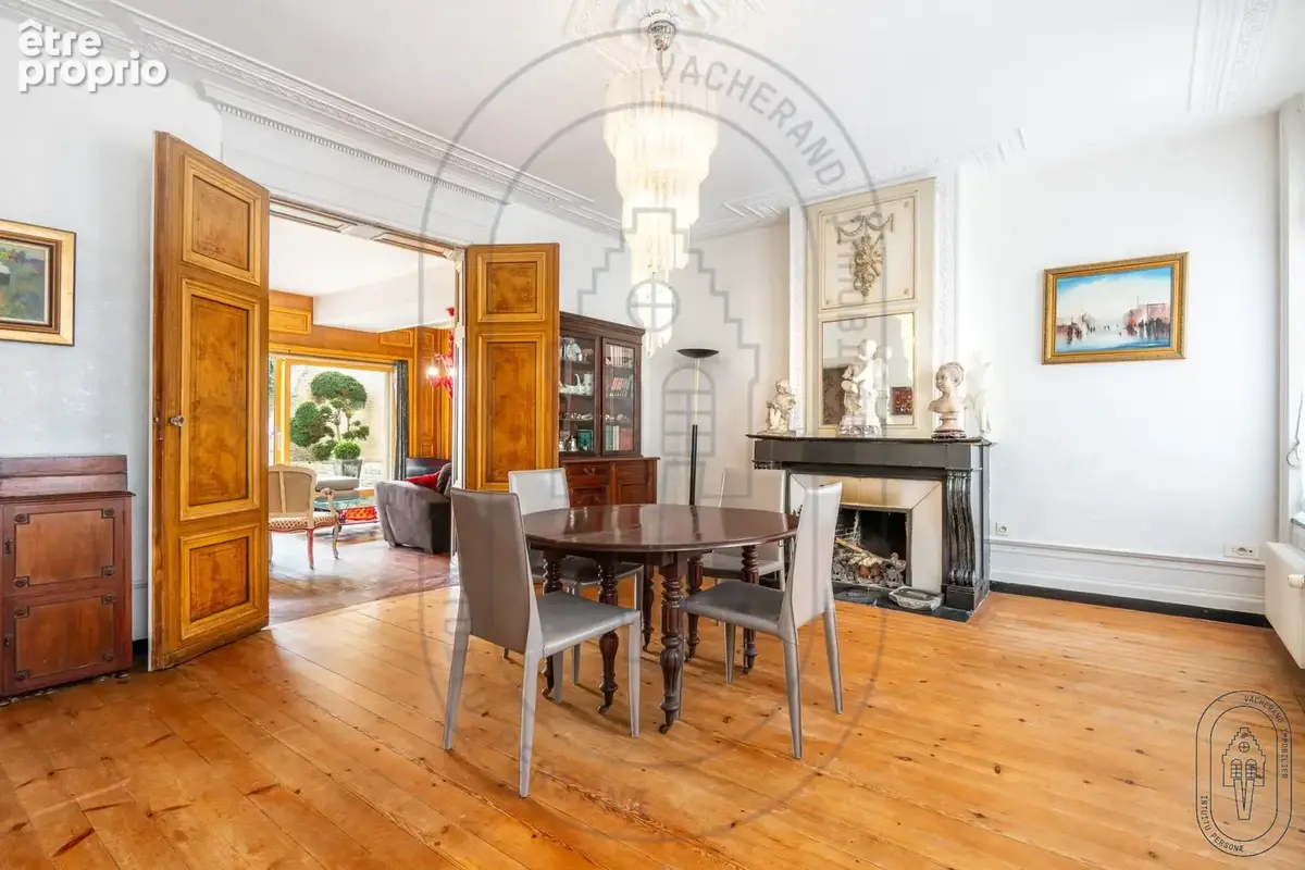 Maison 10 pièces 365 m² à vendre à Saint-Omer (62500) - photo 4