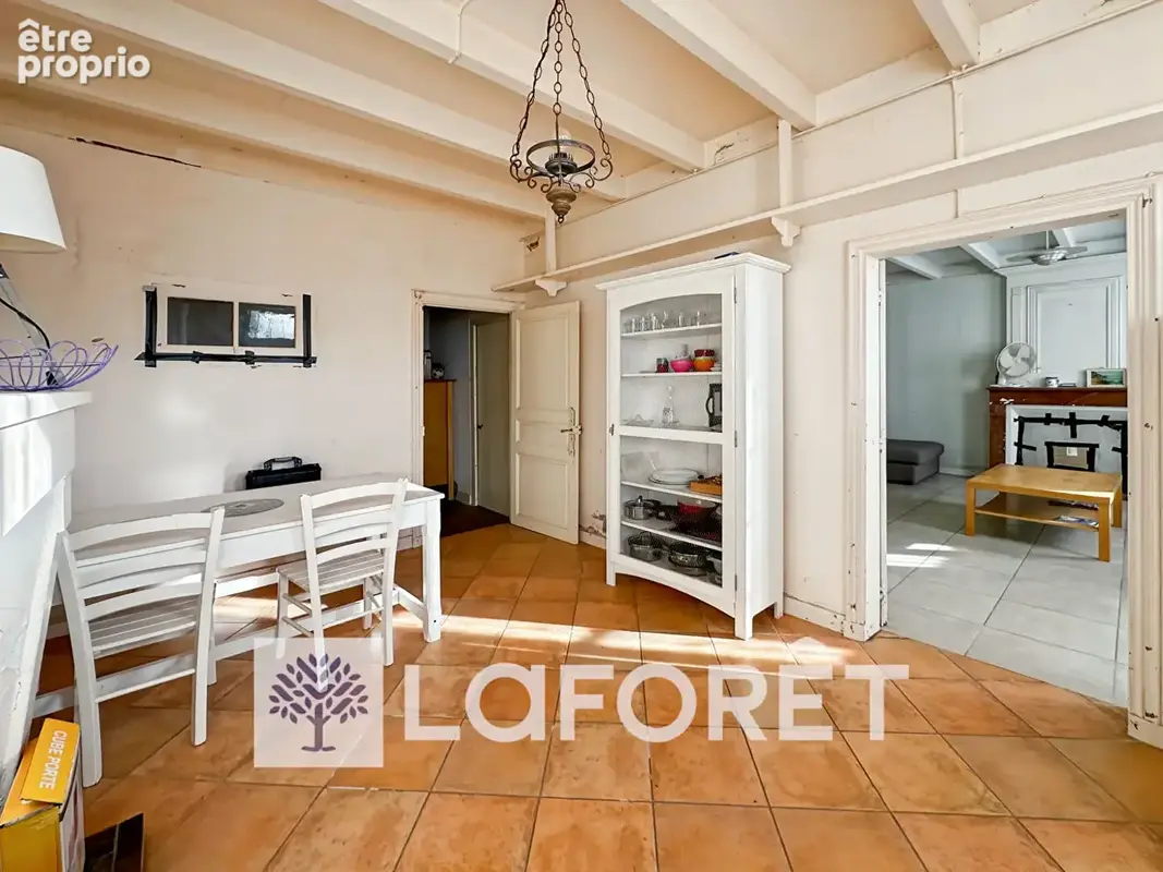 Maison charentaise à rénover de 111 m² avec grange attenante de 50 m² à Saint-André-de-Lidon (17260) - photo 3
