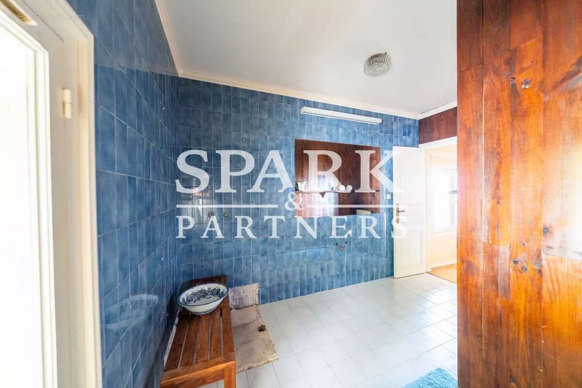 Appartement à BEAULIEU-SUR-MER