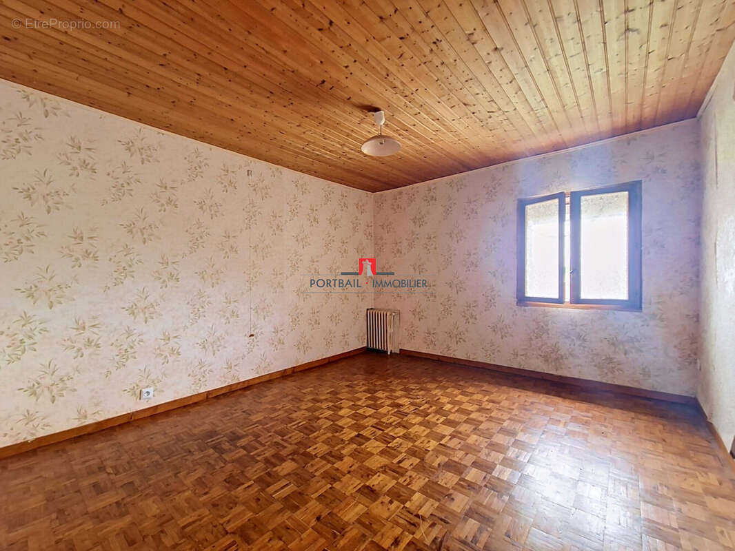 Maison 109 m² à Lansac  - photo 3