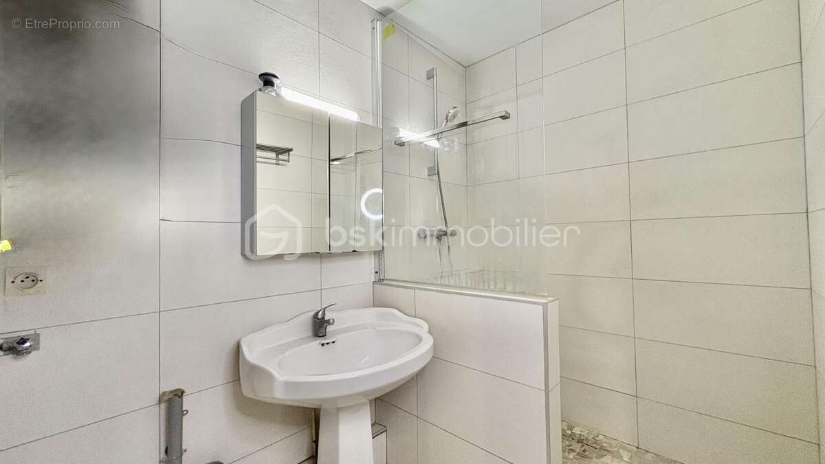 Appartement f2 sur la commune d'évry (91000) - photo 11