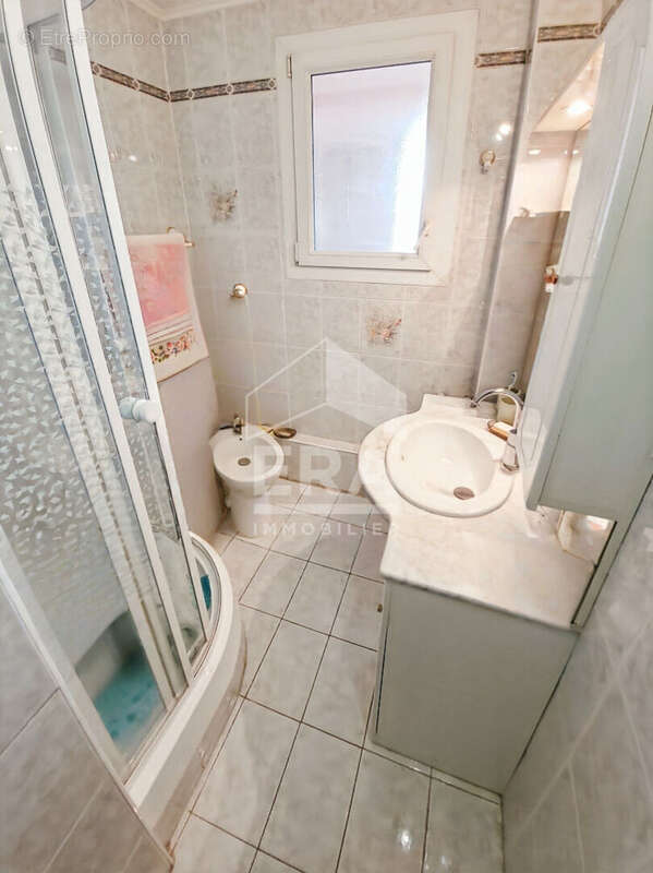 Appartement à SALON-DE-PROVENCE