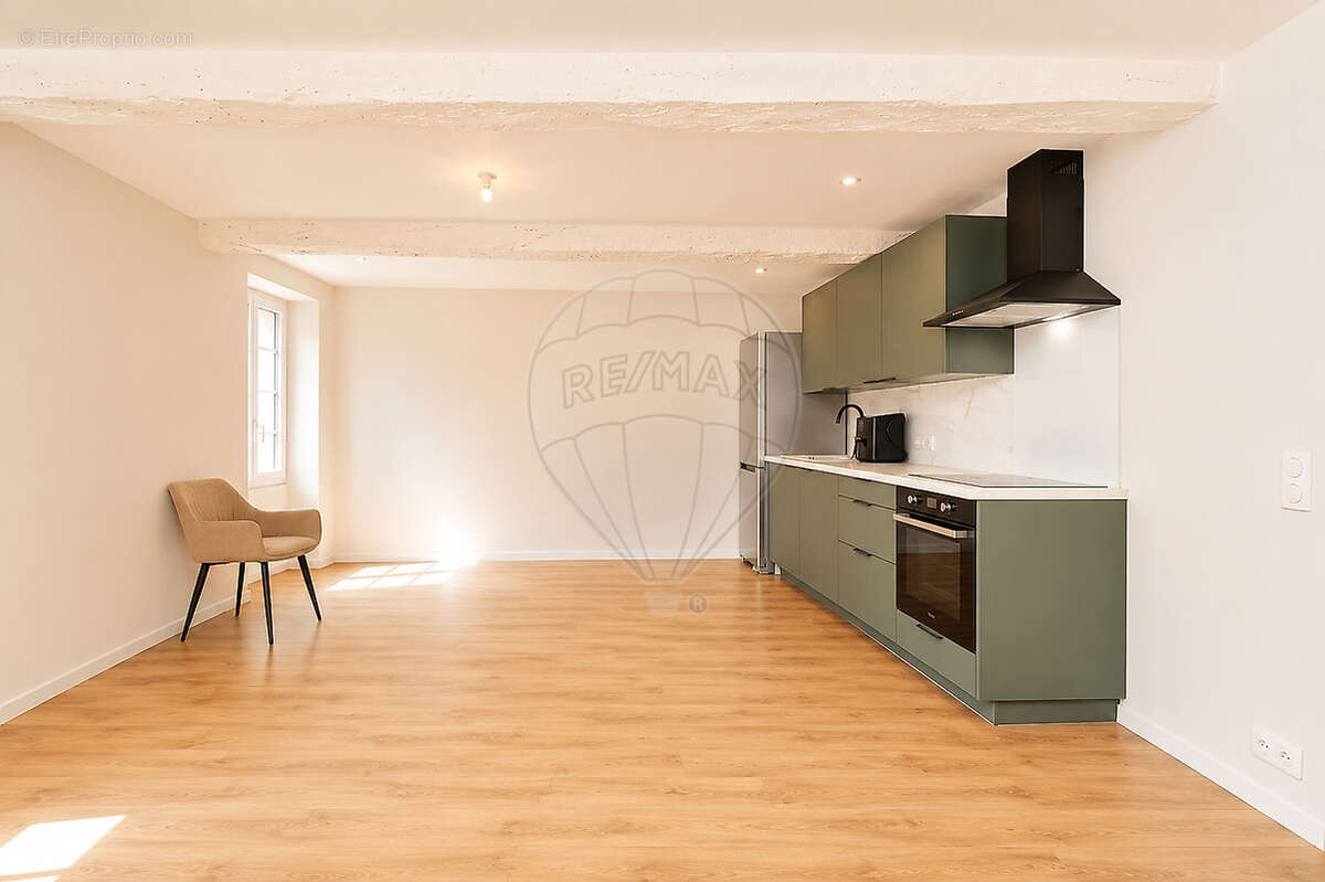Appartement à VILLENEUVE-LOUBET