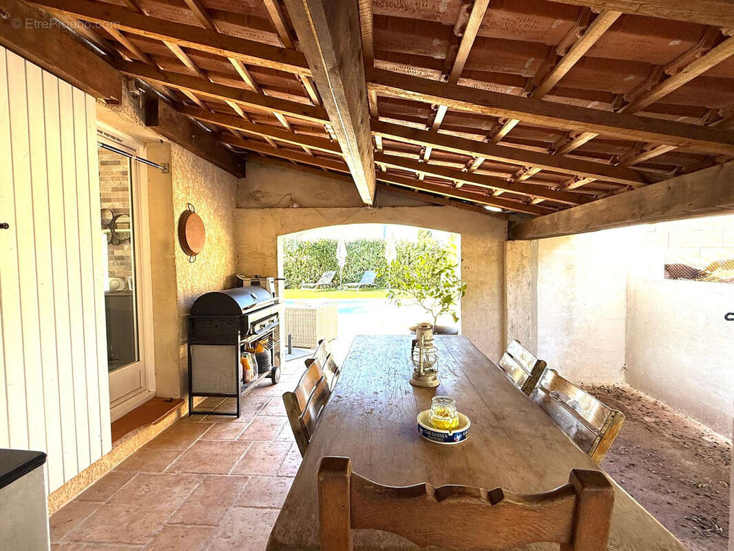 Maison à PUGET-SUR-ARGENS