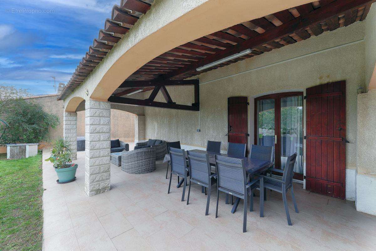 Maison à GIGNAC-LA-NERTHE