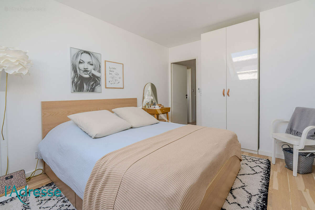 BORDEAUX BASTIDE - Appartement 3 pièces avec loggia et parking - photo 11