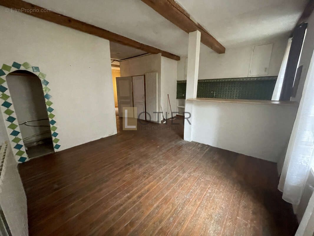 Maison à CAPENDU