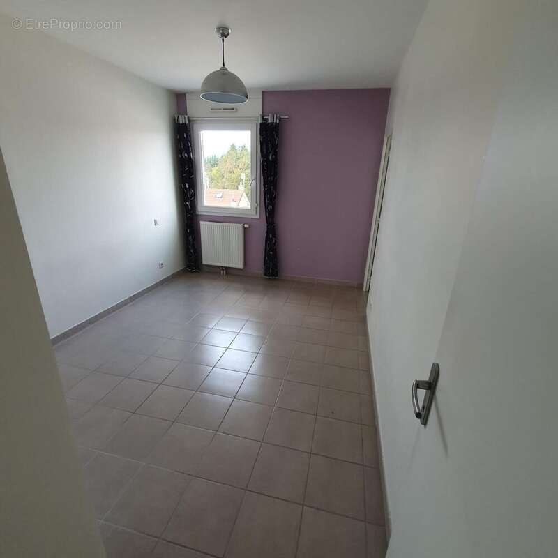 Photo 6 - Appartement à MONTCEAU-LES-MINES
