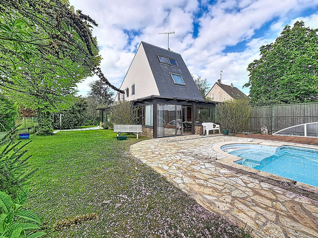 Maison à JOUARS-PONTCHARTRAIN