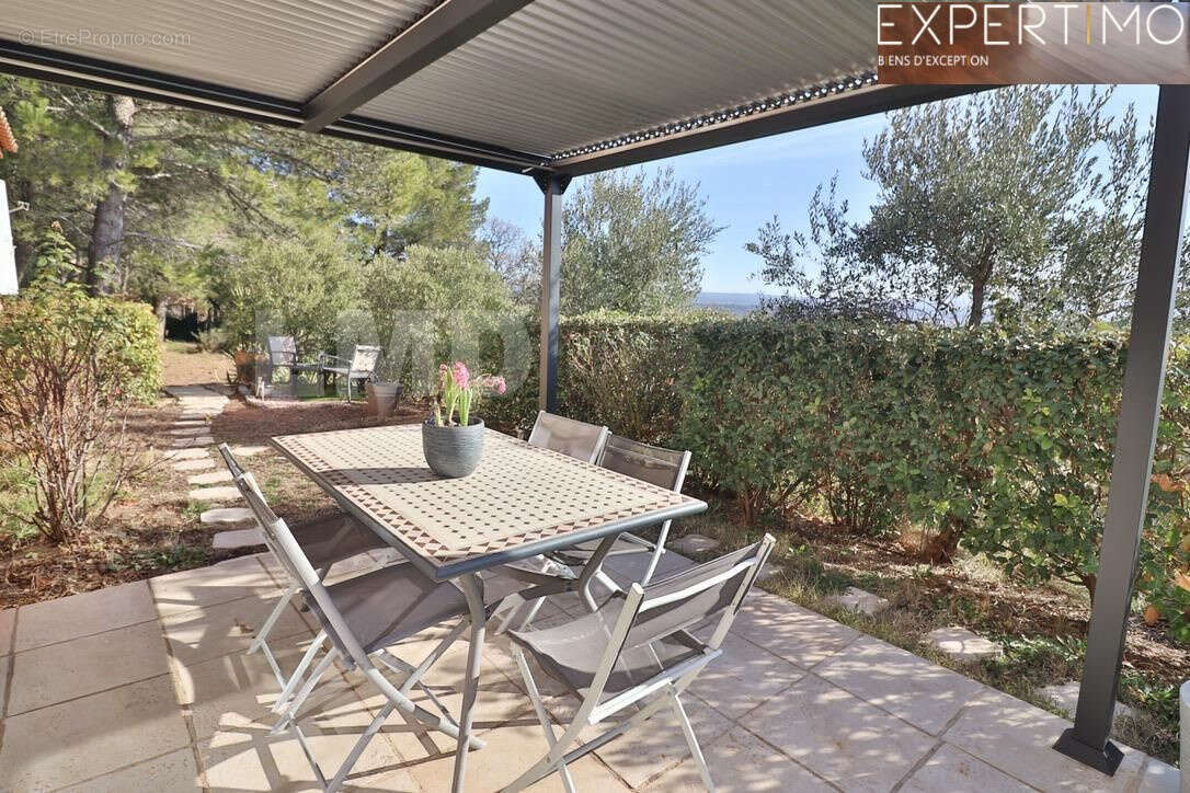 Maison à PUYLOUBIER