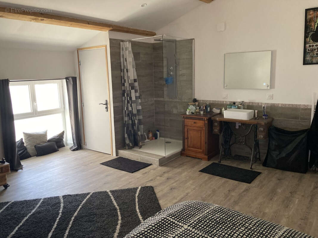 Maison à ROQUEMAURE