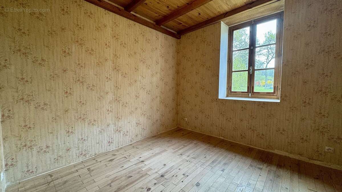 Maison à MARIOL