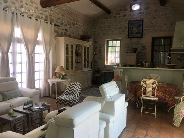 Maison à SAINT-LAURENT-D&#039;AIGOUZE