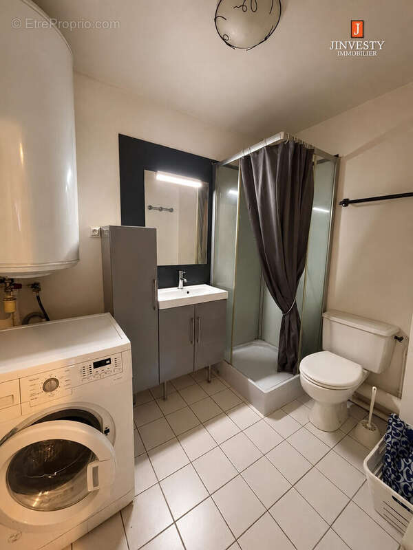 Appartement 28 m² à Lorient  - photo 4
