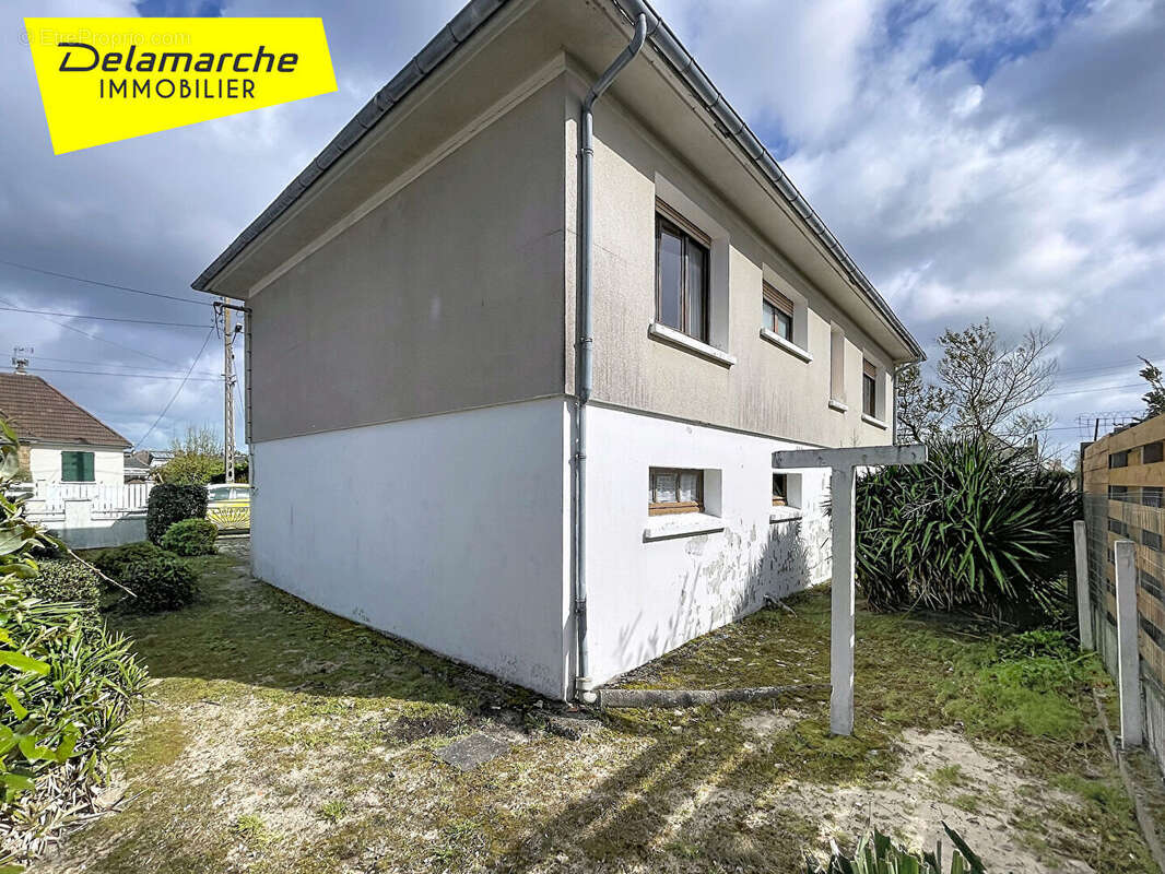 Maison à BREHAL