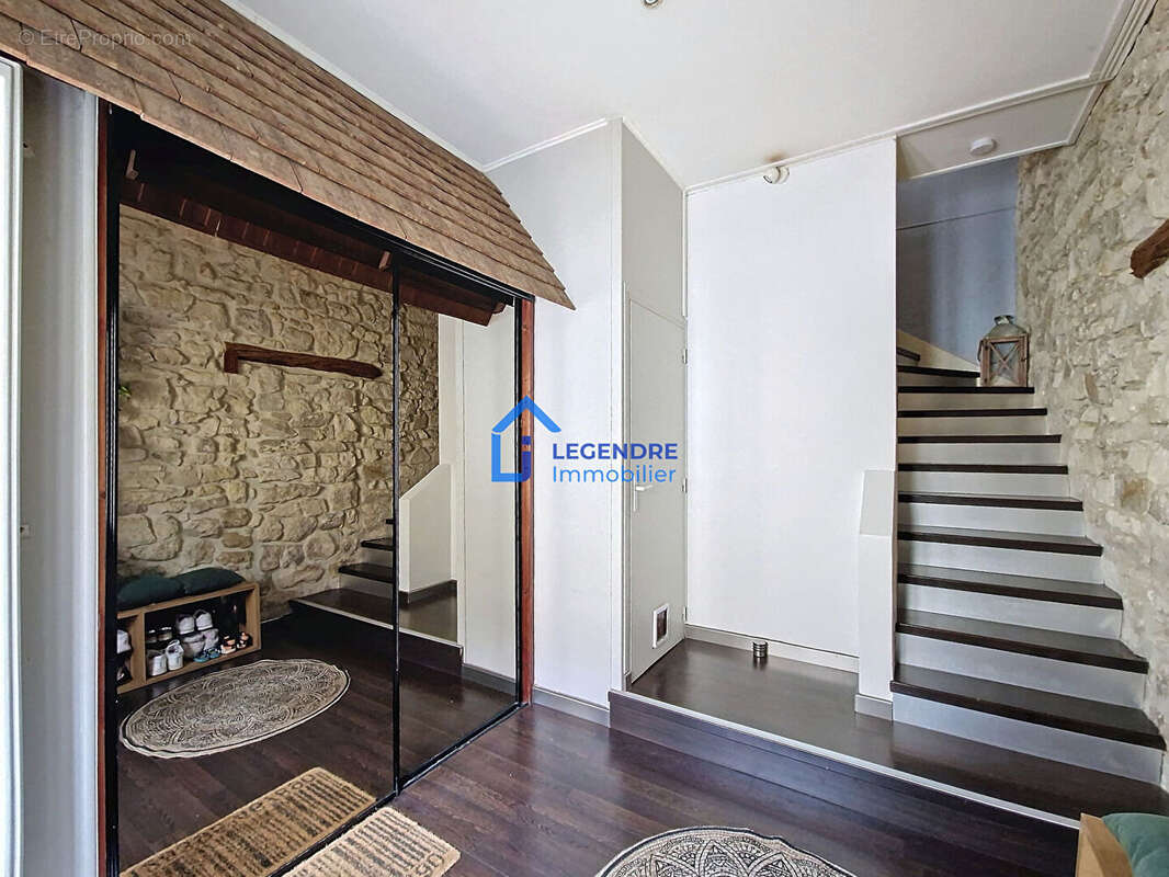 Maison à PIERRELAYE