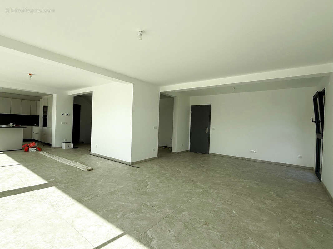 Maison d’exception de 160 m2 avec piscine et vue panoramique sur Metz   Scy-Chazelles - photo 8
