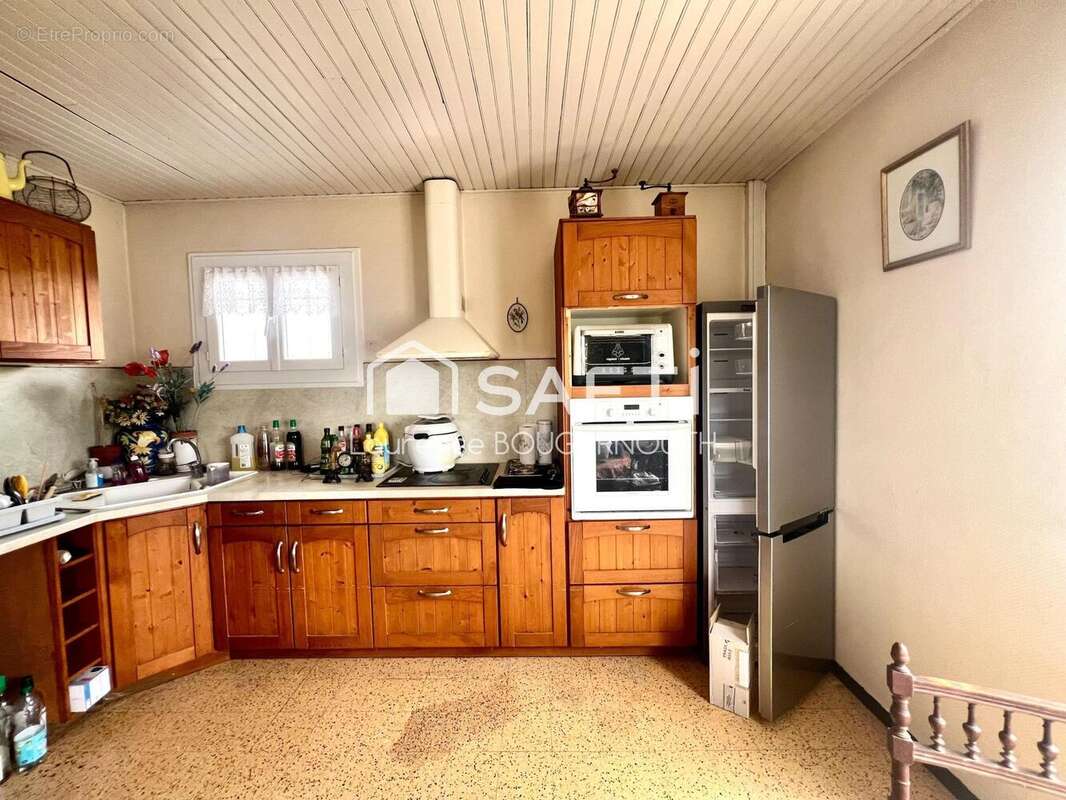 Maison 137 m² à Cavillargues  - photo 6