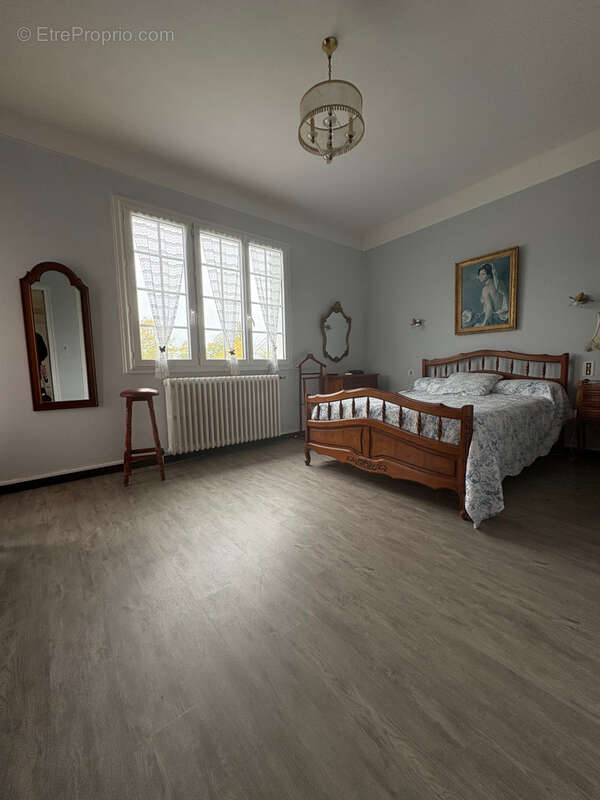 Maison à SAINT-VITE