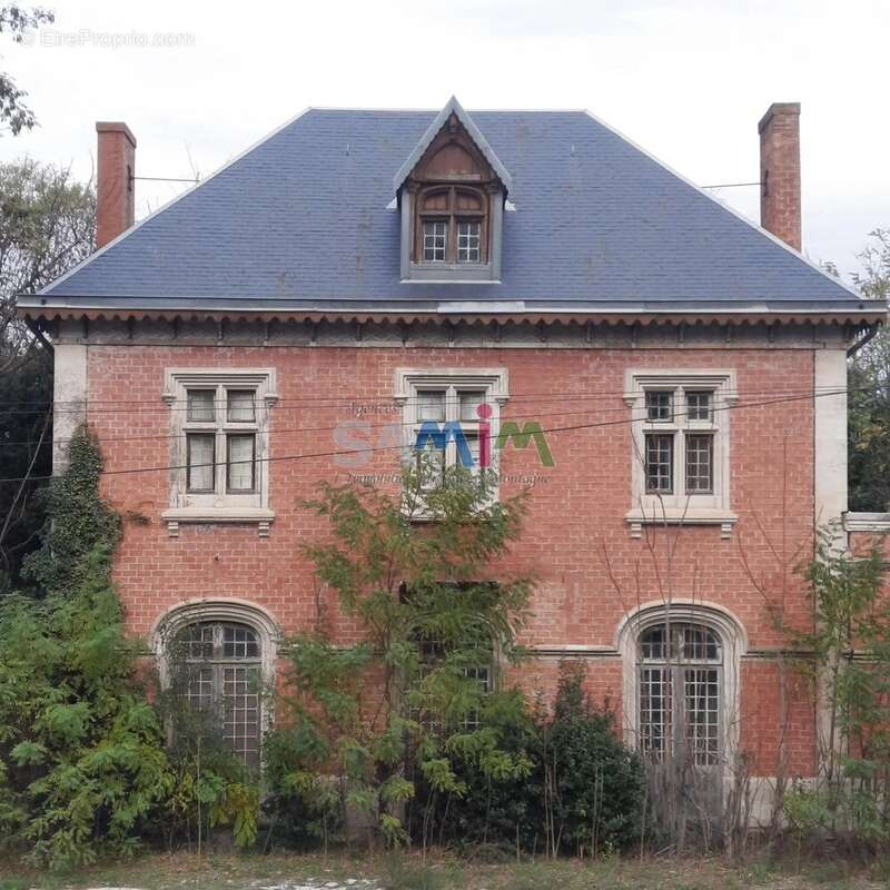 À vendre - ancienne gare  - secteur moussac - photo 4
