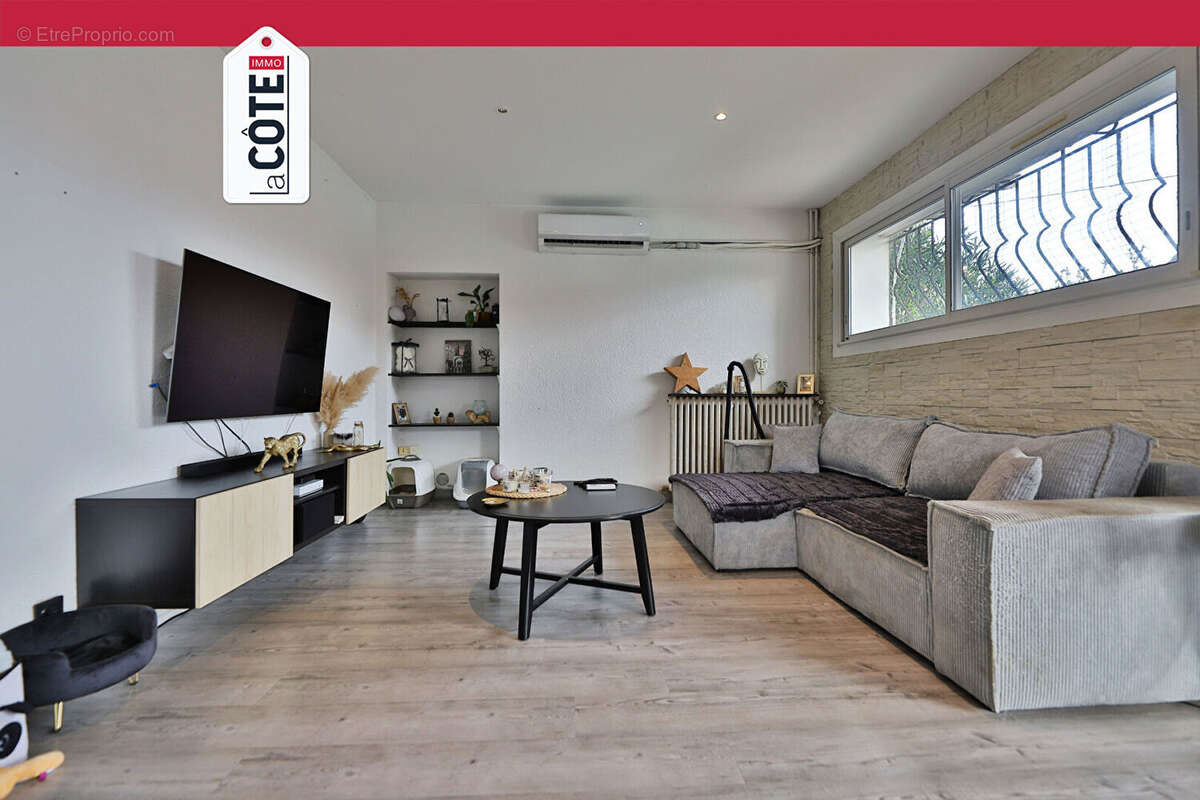 Maison à CHATEAUNEUF-LES-MARTIGUES