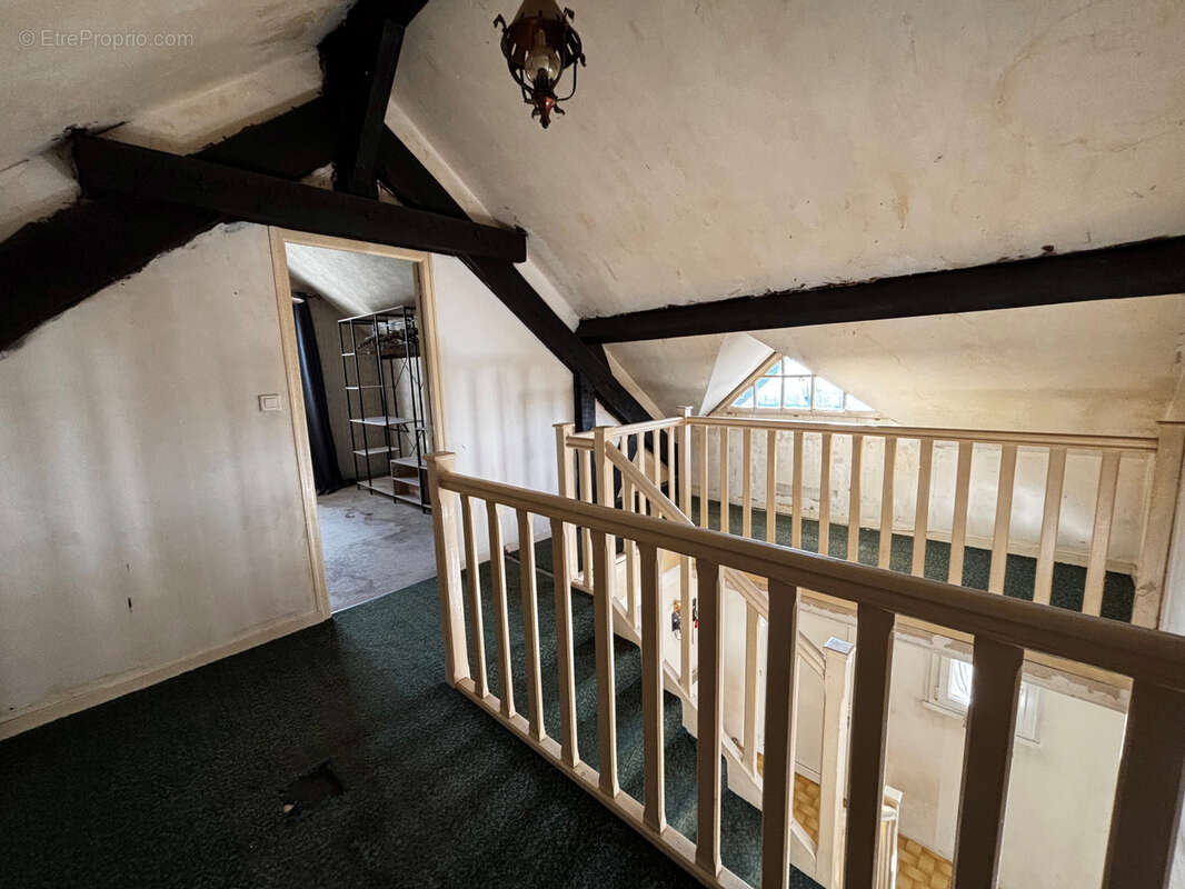 Maison à VOUJEAUCOURT