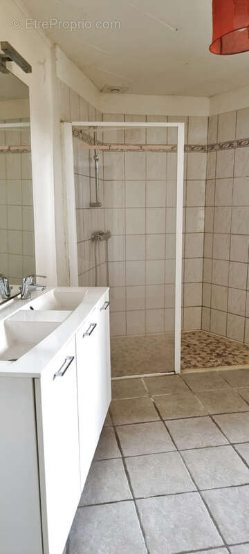 Maison à SAINT-JEAN-DE-LA-PORTE