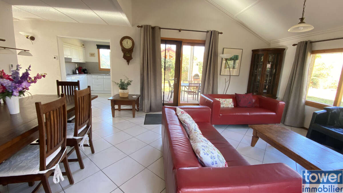 Maison à LOMBEZ